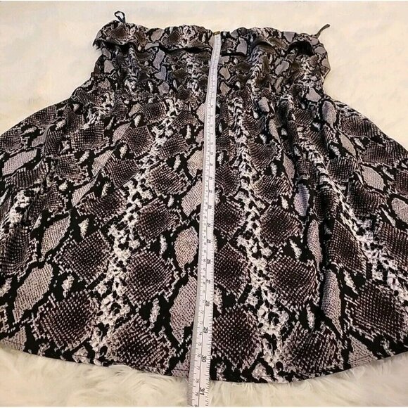 Womens XL Speed Control New York Dress Snake Skin Print EUC Strapless Short - Picture 8 of 9
